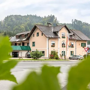 אורחן Landgasthof Furstenbrunn, גרודיג